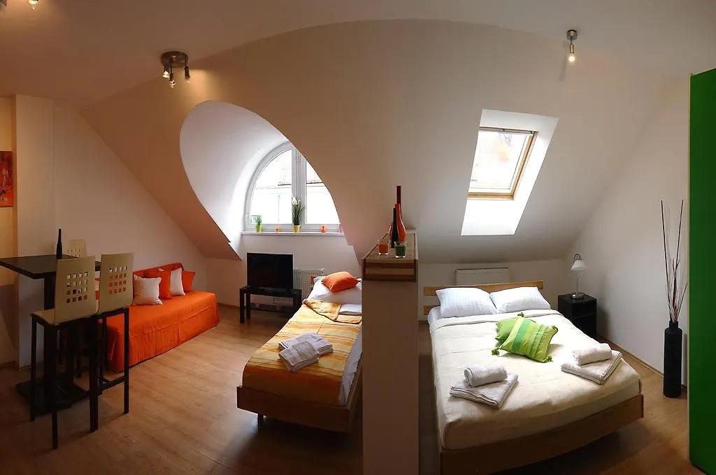 Mystayprague Apartments Πράγα